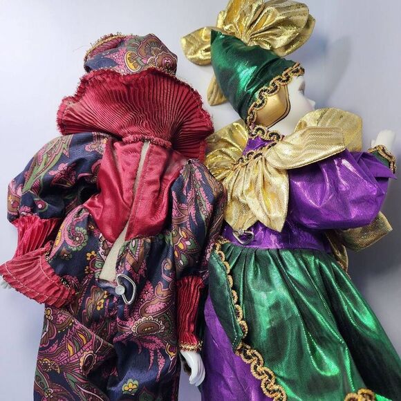 2x Porcelain Music Dolls 16.5" wind up musical dolls - Picture 5 of 7